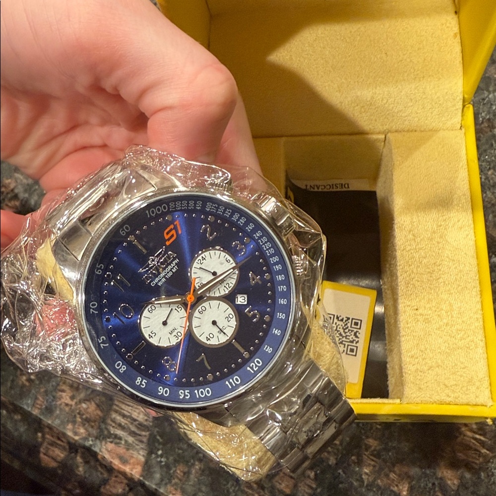 Invicta Silver Watch - Picture 5 of 7